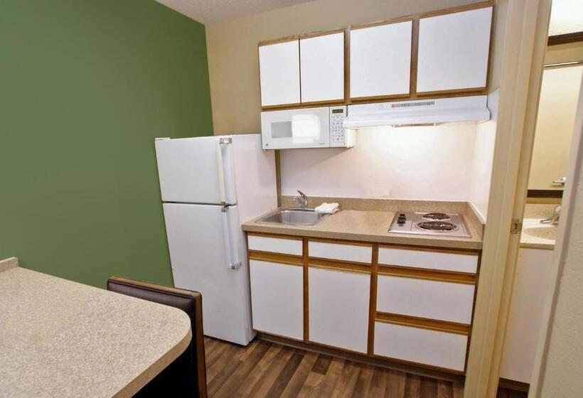 Номер Стандарт, Extended Stay America Suites  Seattle  Bellevue  Factoria