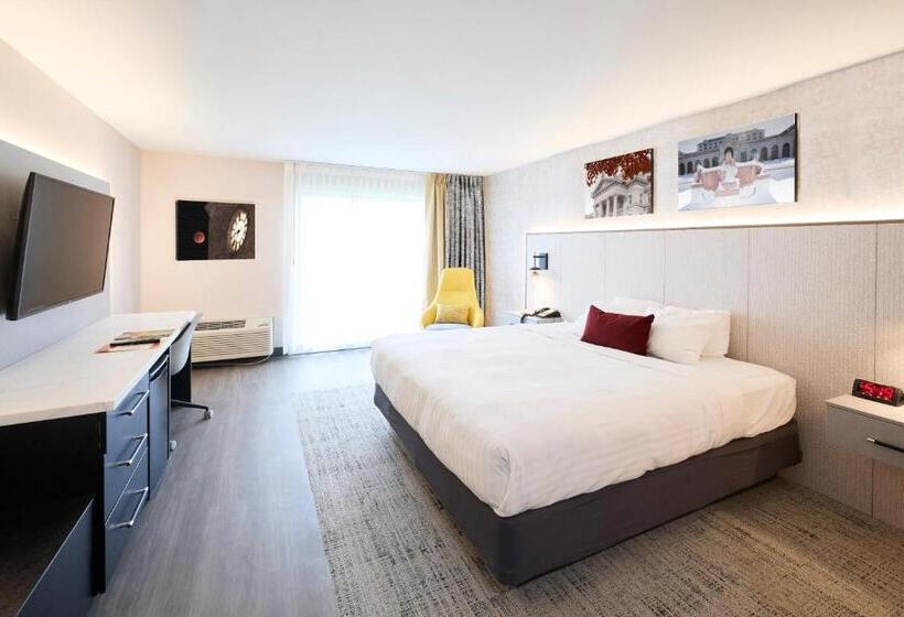 إستوديو قياسى سرير كينج, Gateway Hotel And Conference Center