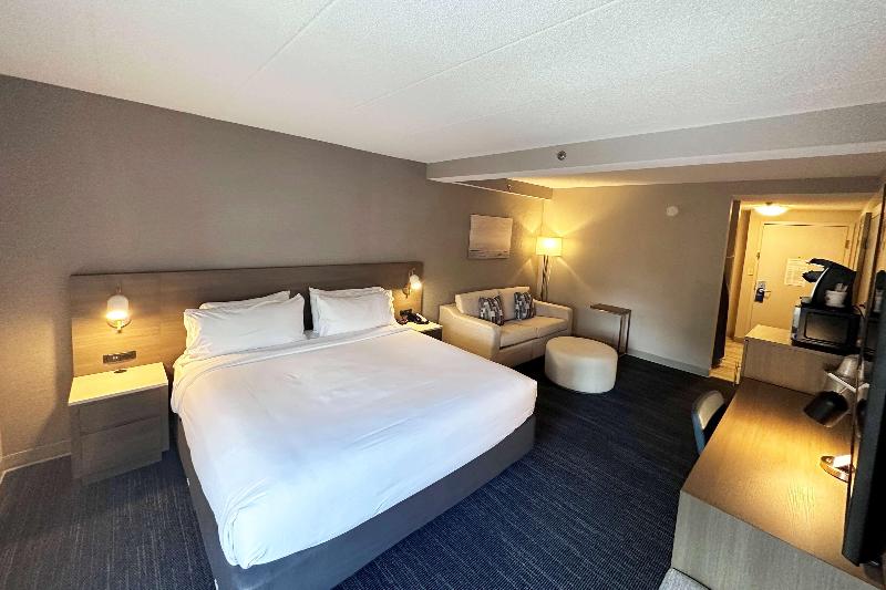キングサイズベッドのデラックスルーム, Wingate By Wyndham Waynesboro
