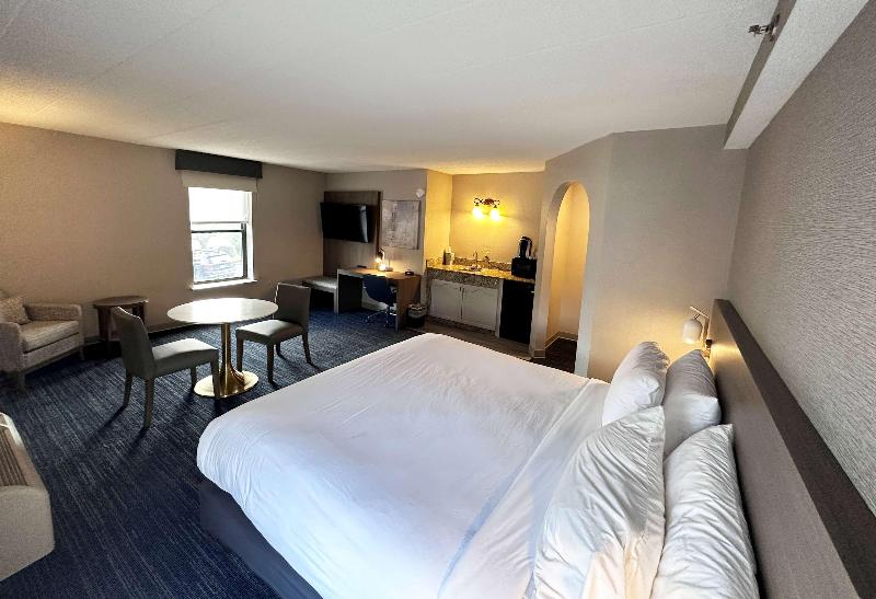 מיטת קינג בסוויטה, Wingate By Wyndham Waynesboro