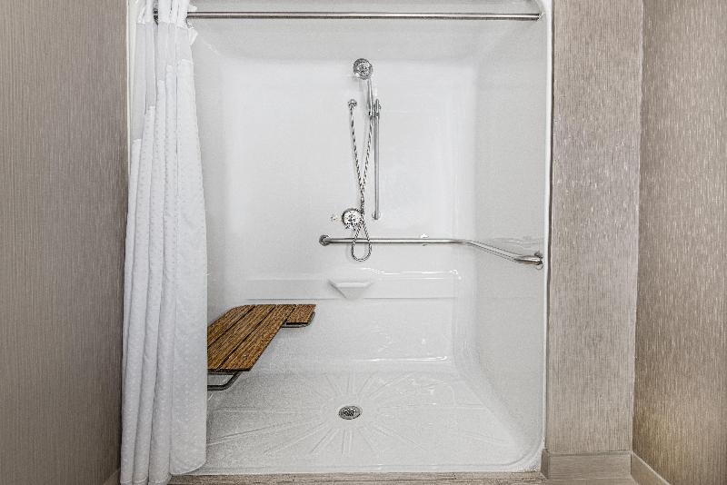 身障者適用キングサイズベッドルーム, Holiday Inn Express Hotel And Suites Fort Worth/i 20