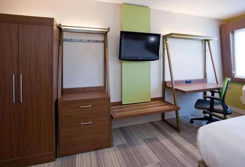 اتاق استاندارد با تخت بزرگ, Holiday Inn Express & Suites Minneapolis West End By Ihg