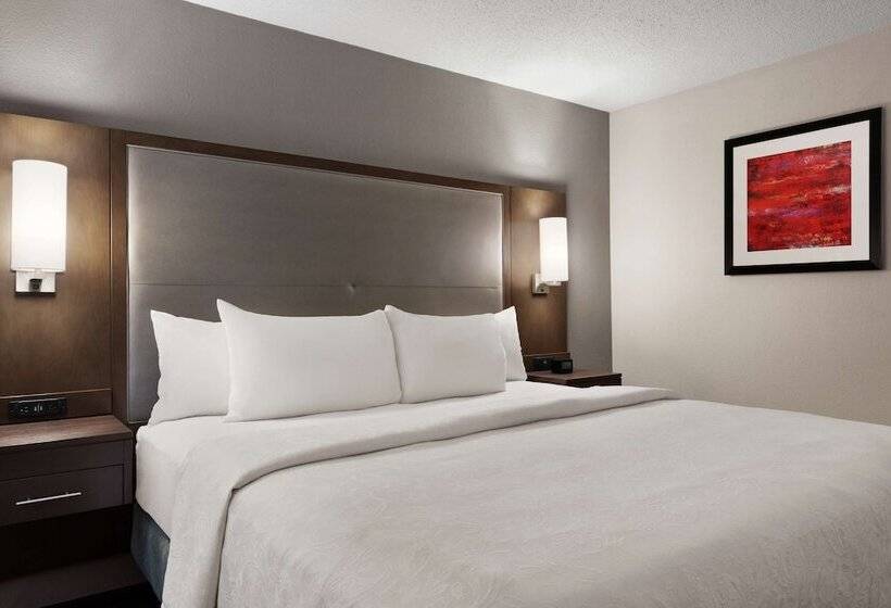 جناح غرفتين نوم, Addison Suites