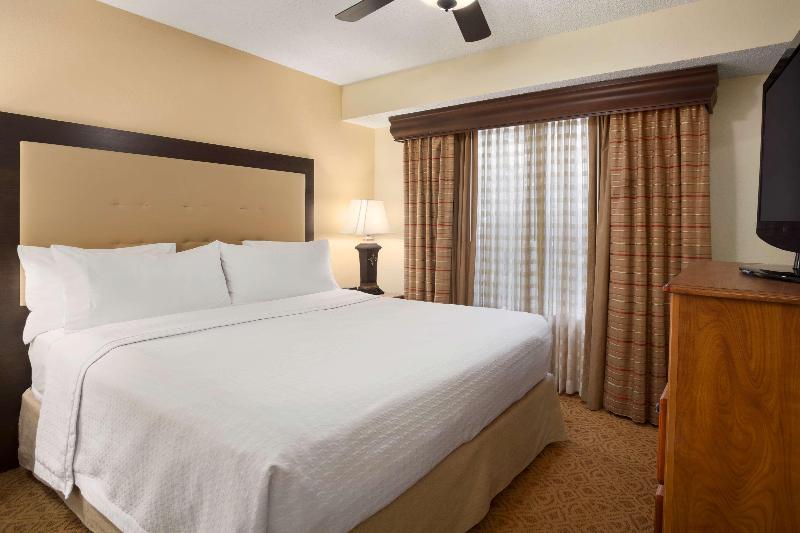 מיטת קינג בסוויטה, Homewood Suites Dallas/park Central