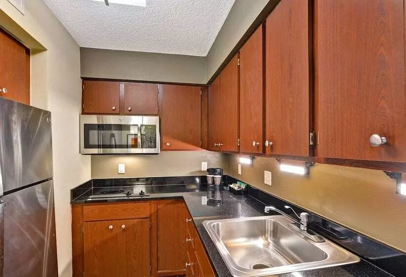 スイート, Homewood Suites Kansas City/overland Park