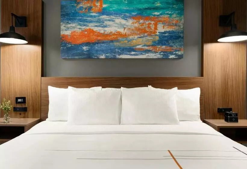 اتاق استاندارد با تخت بزرگ, La Quinta By Wyndham Salem Or