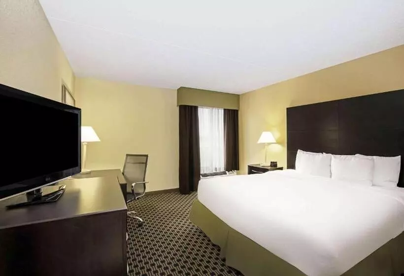 Sviitti King-vuode, La Quinta Inn & Suites By Wyndham Salina