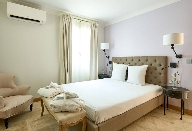 جناح ديلوكس, Domaine De La Commanderie De Ballan