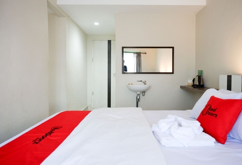 家庭间, Reddoorz Syariah At Jalan Jenderal Sudirman Palopo