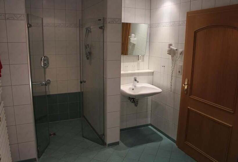 スタンダードルーム, Pension Zur Grunen Eiche