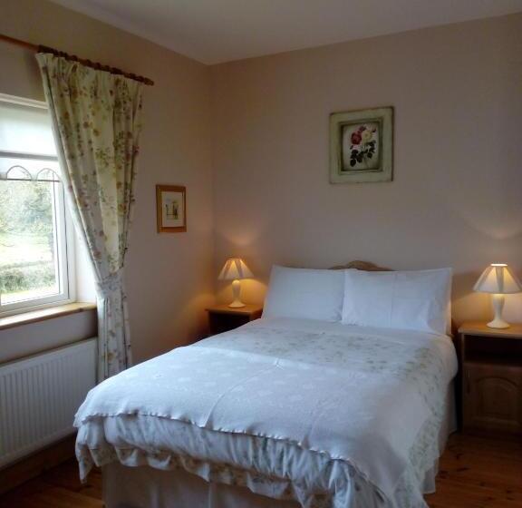 غرفة ديلوكس, Inny River Lodge