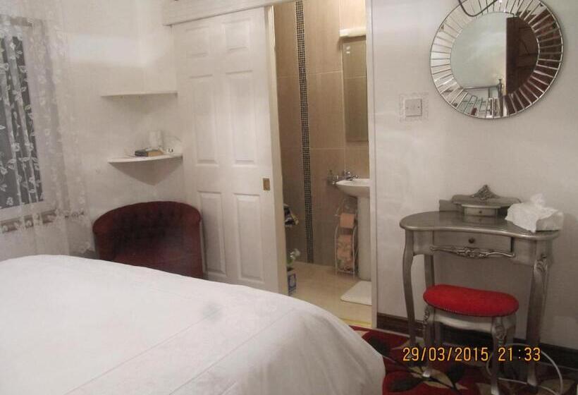 غرفة قياسية مطلة على الجبل, The Plough B&b