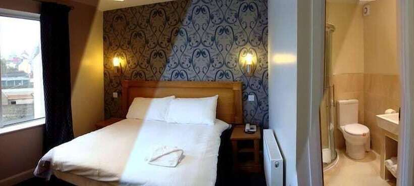 Pokój Rodzinny, Creighton