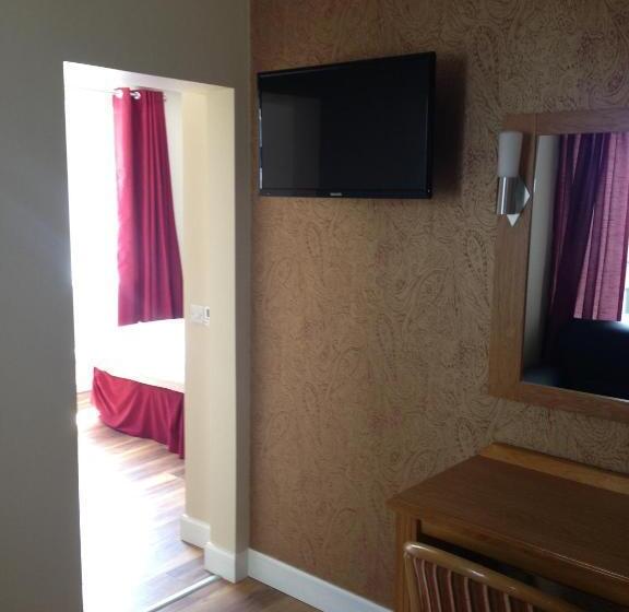 Pokój Rodzinny, Creighton