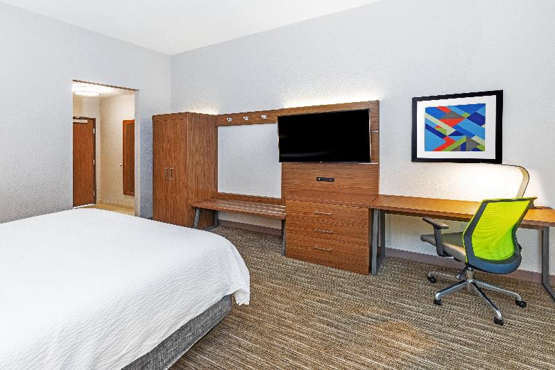 キングサイズベッドのスタンダードルーム, Holiday Inn Express & Suites   Houston   N Downtown, An Ihg