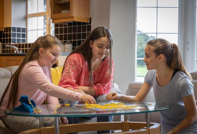 带2个卧室的公寓, The Gleneagle River Apartments