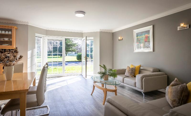 带2个卧室的公寓, The Gleneagle River Apartments