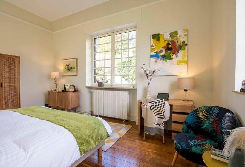 기본룸, Quand La Ville Dort