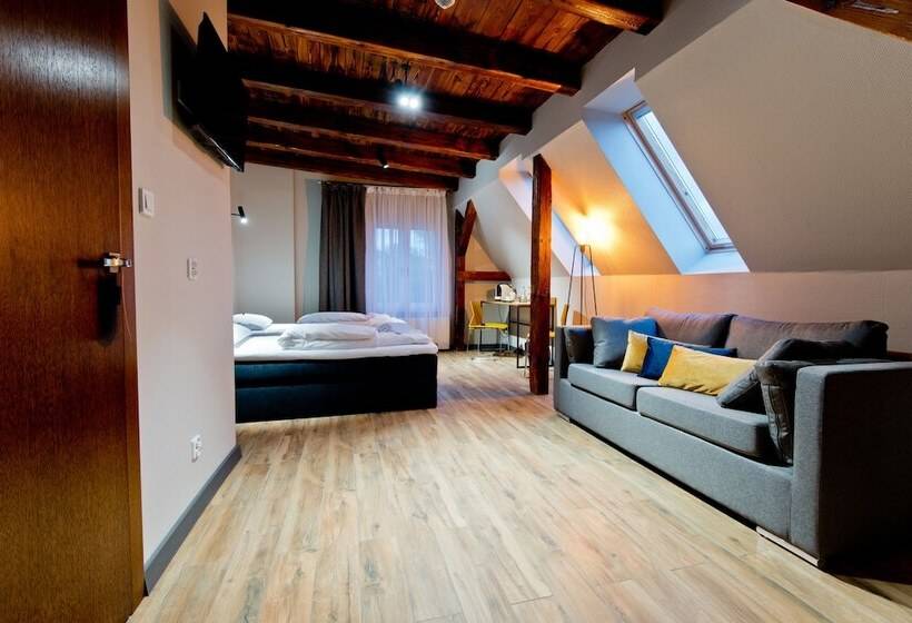 חדר פרמיום לארבעה, Aparthotel I Sorau