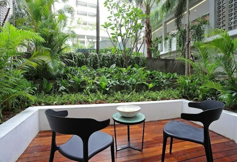 Номер Deluxe Вид на Сад, Baitong Hotel & Resort