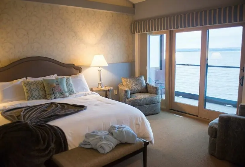 Sviitti, Blue Wave Inn