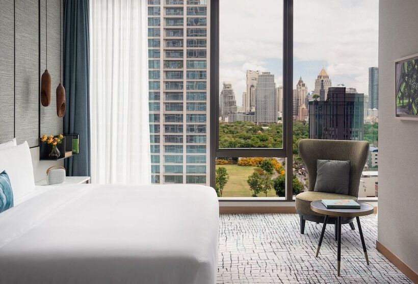 Люкс Семейный 2 Спальни, Kimpton Maalai Bangkok An Ihg