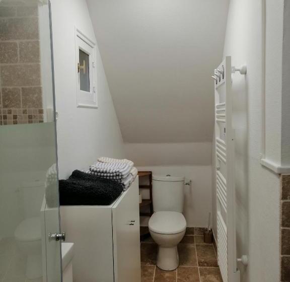 高级园景房, La Petite Charnasserie