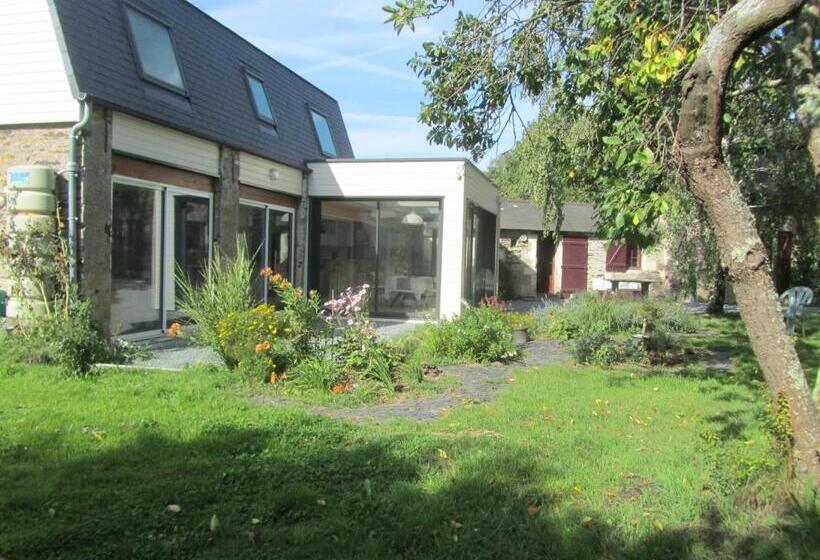 标准房带园景, La Petite Charnasserie