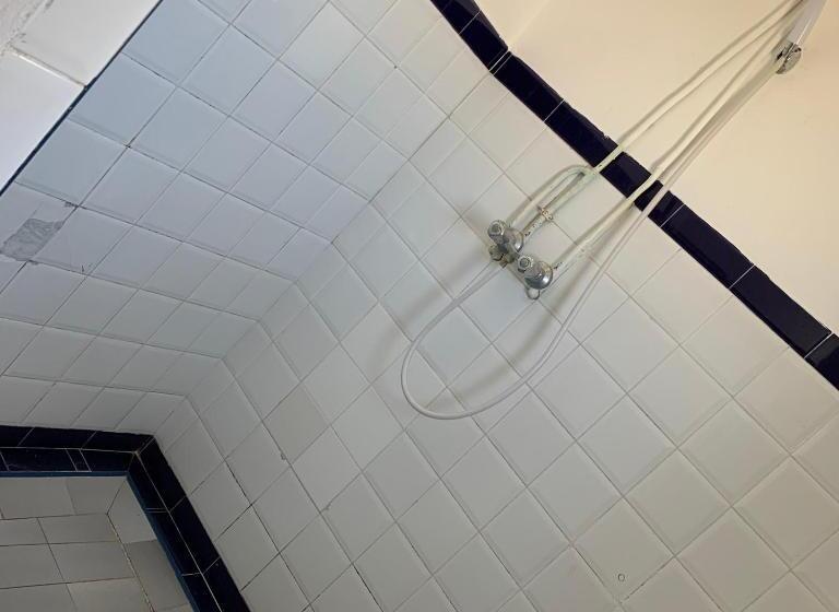 סוויטת ג'וניור עם טרסה, The Spot