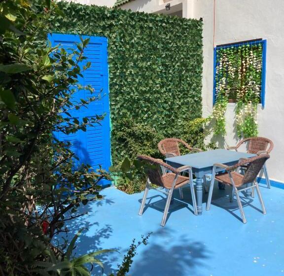 סוויטת ג'וניור משפחתית, The Spot