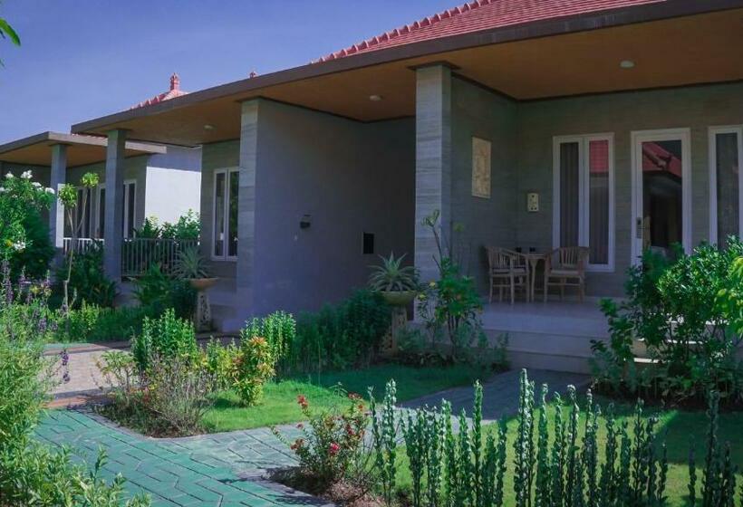 חדר דלוקס נוף לגינה, Seamount Hotel Amed