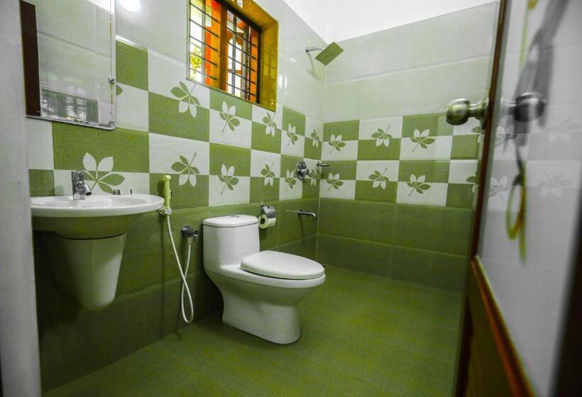 Quarto Deluxe, Snehatheeram Homestay