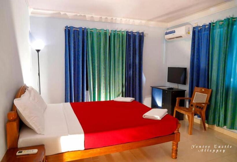 Quarto Deluxe, Snehatheeram Homestay