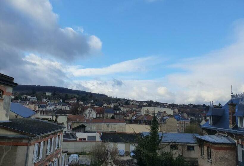 סוויטה, Salon Boyer