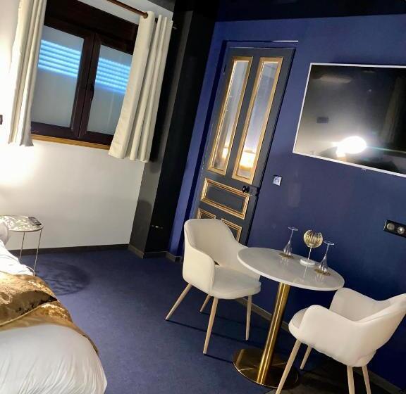 סוויטה עם ג'קוזי, Salon Boyer