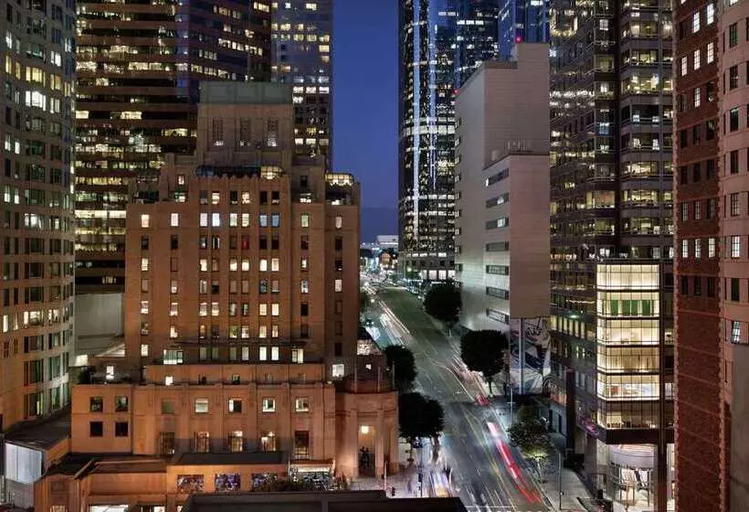 اتاق استاندارد با 2 تخت دوبل, Hilton Rosemont Chicago O'Hare