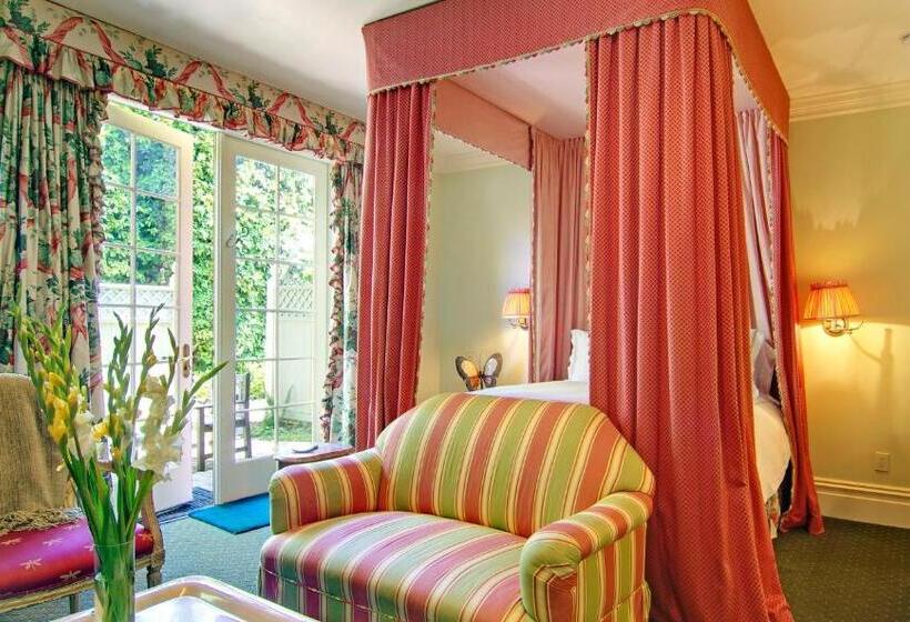 غرفة قياسية سرير ملكى, Inn At Depot Hill