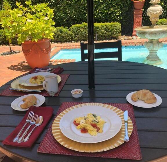 غرفة إدارية سرير ملكى, Inn At Depot Hill