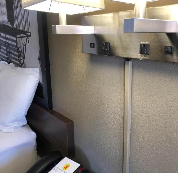 غرفة قياسية, Super 8 By Wyndham Orangeburg Near I 26