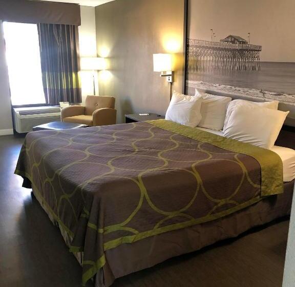 غرفة قياسية سرير كينج, Super 8 By Wyndham Orangeburg Near I 26