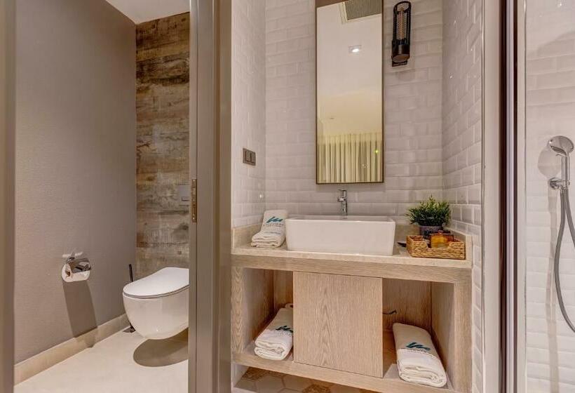 اتاق لوکس با چشم‌انداز دریا, Melanippe Relaxing Hotel   Adults Only