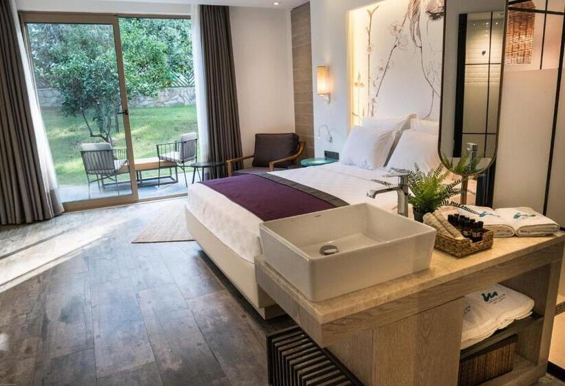 اتاق سوپریور با چشم‌انداز باغ, Melanippe Relaxing Hotel   Adults Only