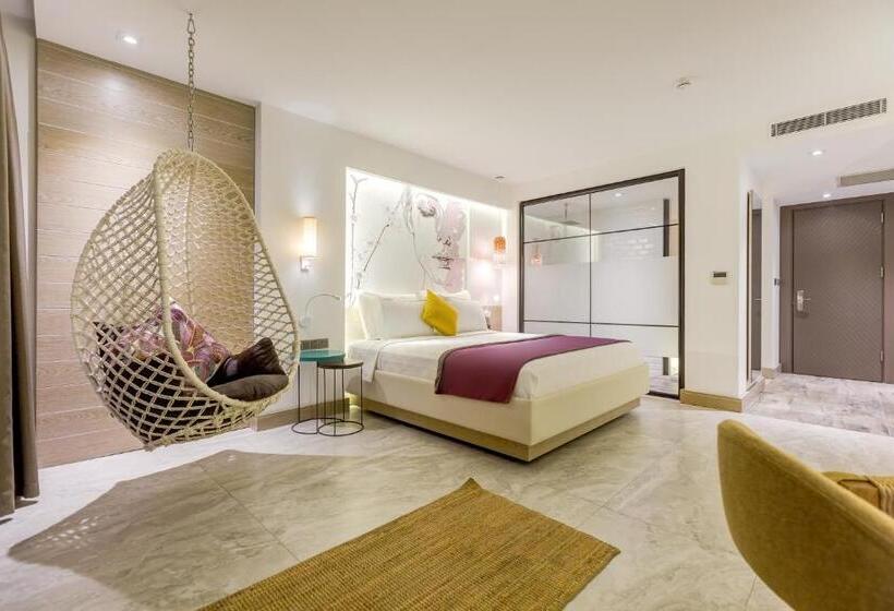 اتاق لوکس با تخت بزرگ, Melanippe Relaxing Hotel   Adults Only