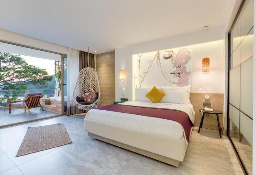 اتاق لوکس با تخت بزرگ, Melanippe Relaxing Hotel   Adults Only