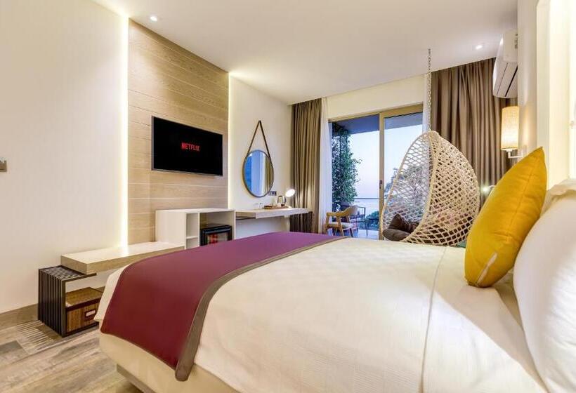 اتاق لوکس چهار تخته, Melanippe Relaxing Hotel   Adults Only