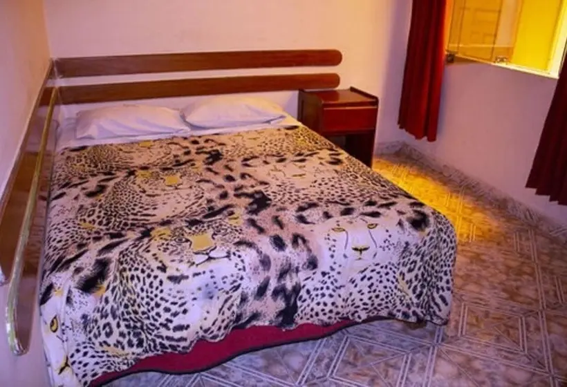 Standard Yhden Hengen Huone, Hospedaje Moncada