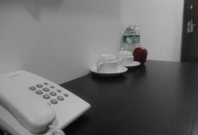 デラックスルーム, Big Apple