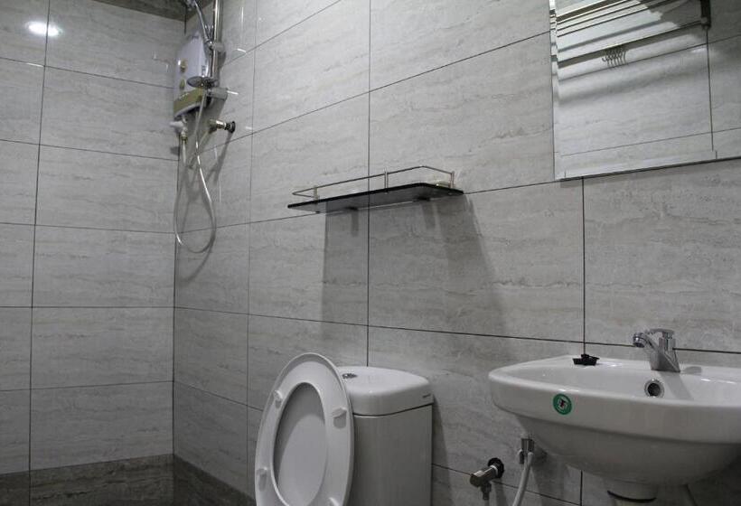 Quarto Deluxe, Big Apple