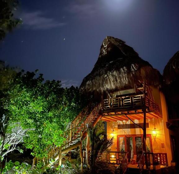 Номер Deluxe с Балконом, Eco Xata