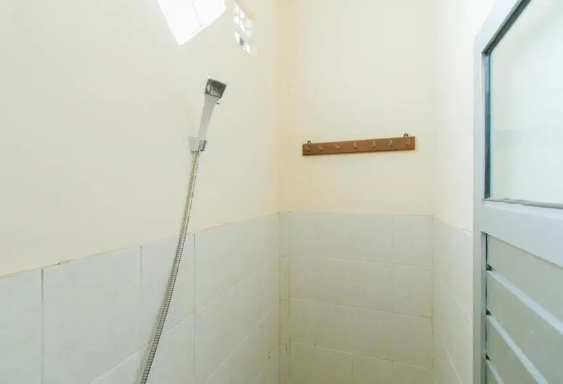 Standard-huone, Reddoorz Near Alun Alun Cianjur